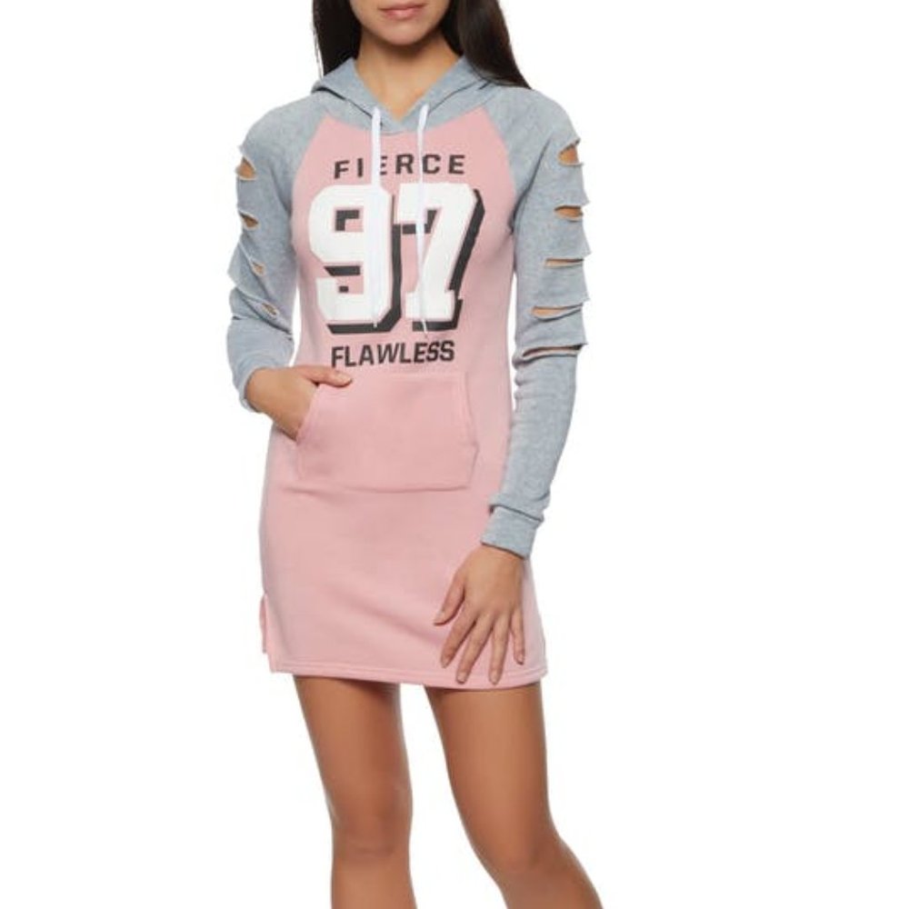 🌸🌷🌼 SALE 🌸🌷🌼 Fierce - Flawless Mini w/ Hoodie